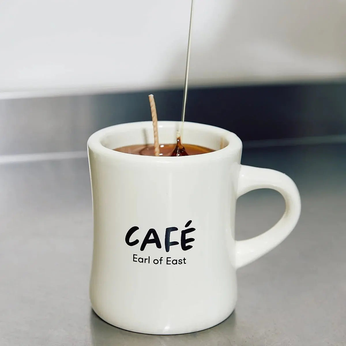 Café Candle | Americano | 300ml Earl Of East