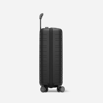 H5 Air Cabin Luggage | 33L Horizn Studios