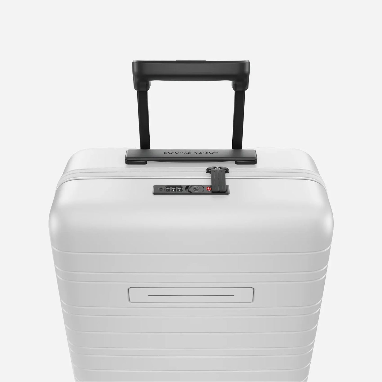 H5 Air Cabin Luggage | 33L Horizn Studios