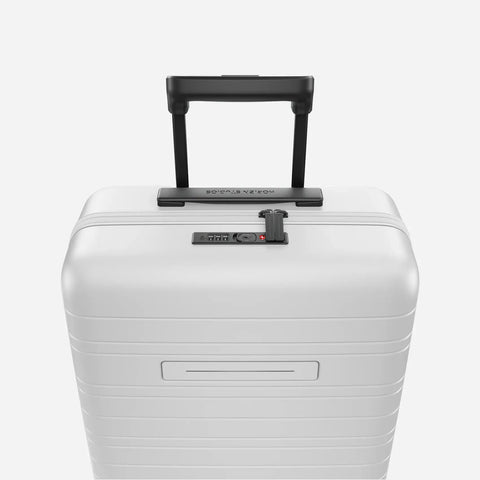 H5 Air Cabin Luggage | Light Quartz Grey 33L