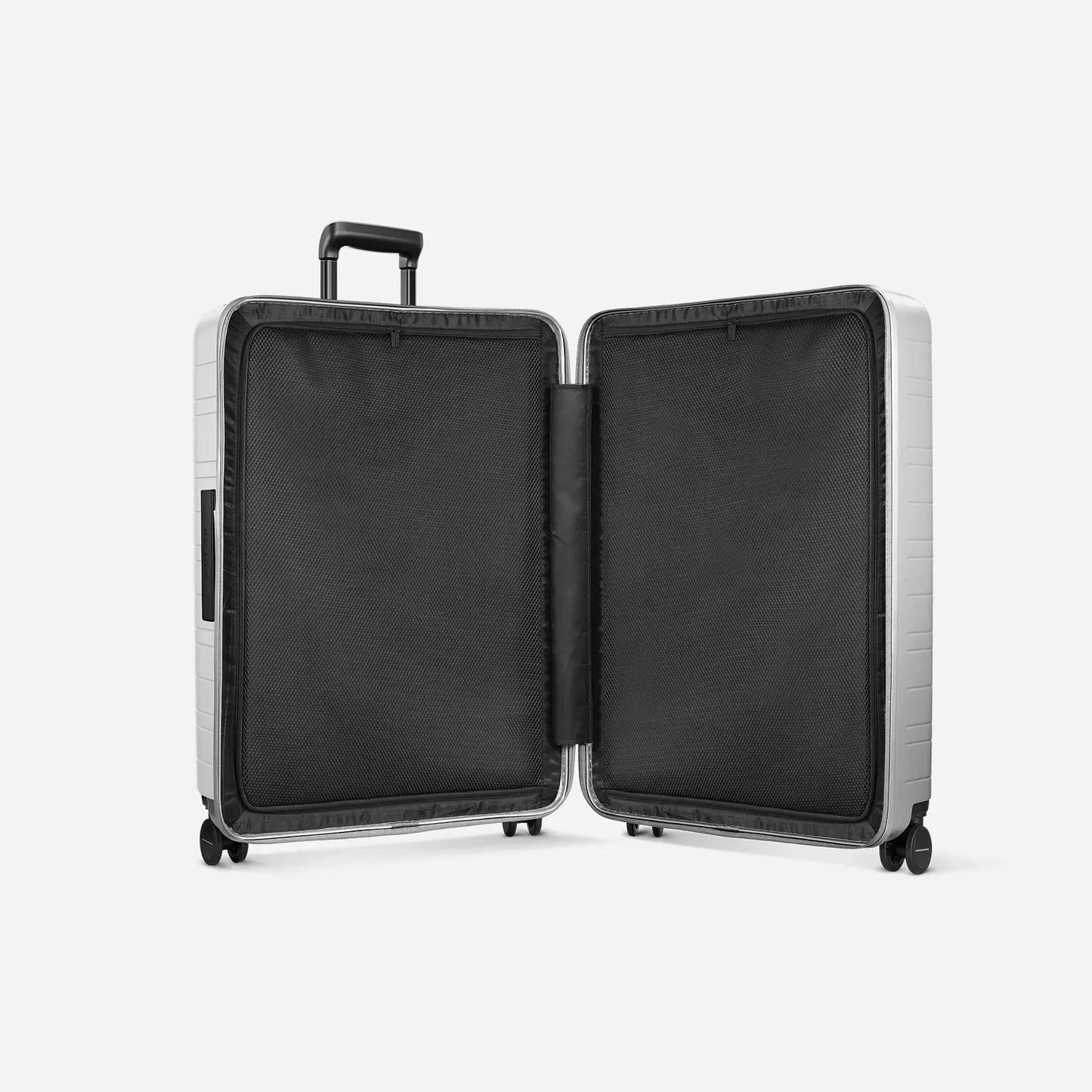 H7 Air Check-In Luggage | 88L Horizn Studios