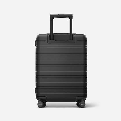 M5 Essential Cabin Luggage | 37L Horizn Studios